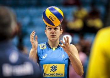 Natália vai reforçar o Dínamo de Moscou na temporada 2020/21 de vôlei