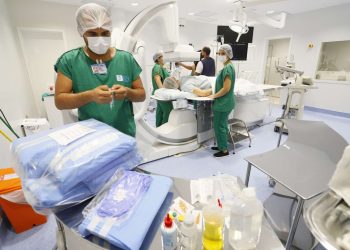 Serviço de hemodinâmica do Hospital Regional do Vale do Jaguaribe dispõe de tecnologia avançada para atender pacientes