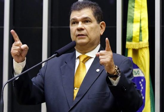 Limoeiro do Norte recebe emenda do Deputado Federal Mauro Filho(PDT) no valor de R$ 800.012,00