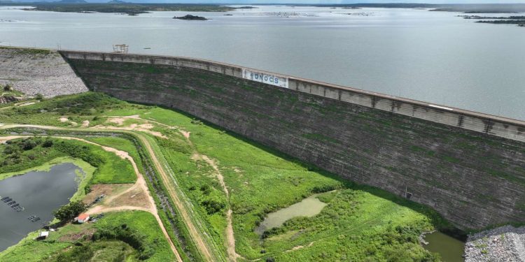 Águas da Transposição do São Francisco começam a chegar ao Açude Castanhão