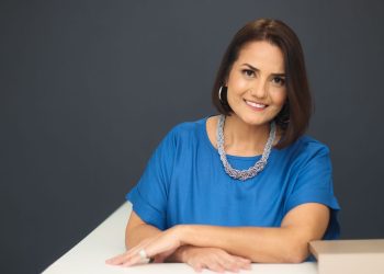 Comunicação como poder: o impacto da manipulação nas relações de trabalho
