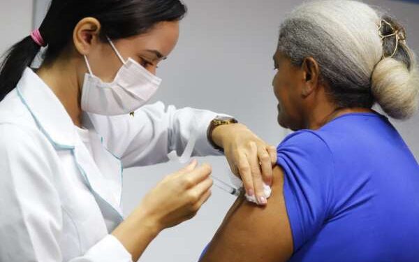 Ceará antecipa estratégias de vacinação contra gripe