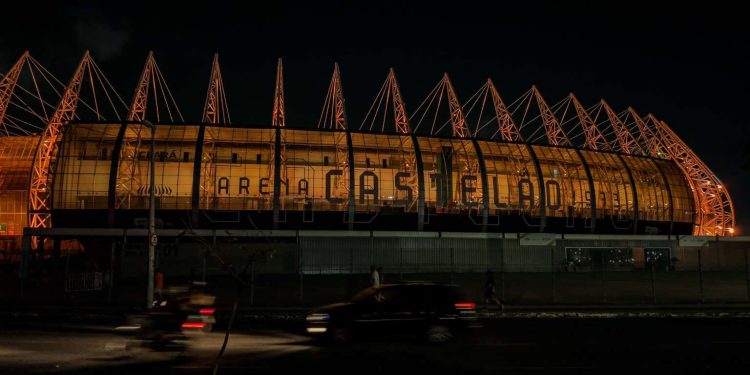 Governo do Ceará projeta economia anual de R$ 15 milhões com energia limpa em prédios públicos