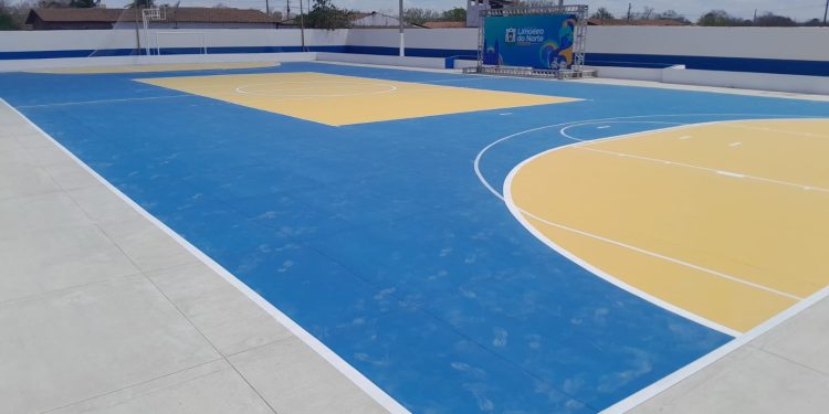 LIMOEIRO DO NORTE: Quadra Bernardo de Barros no Sítio Danças está de cara nova!