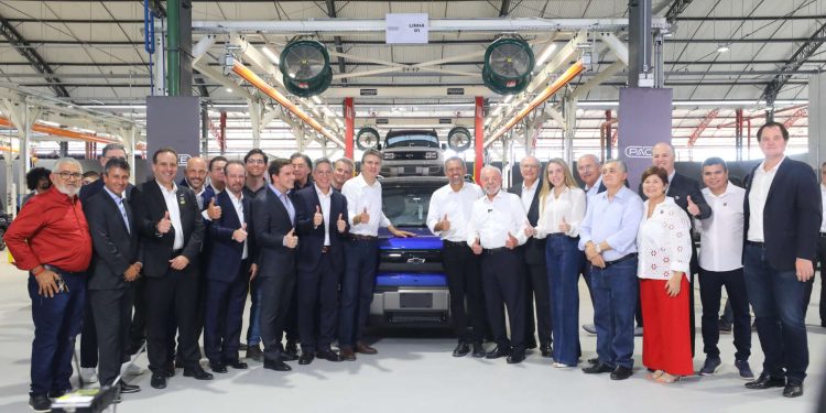Em dia histórico, Polo Automotivo do Ceará entra em operação com dois modelos elétricos da GM