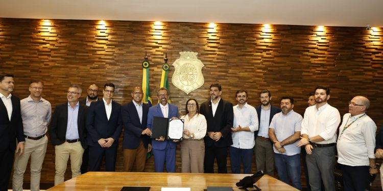 Investimento bilionário: Governo do Ceará anuncia início das obras de mais de 1.400 km de linhas de transmissão
