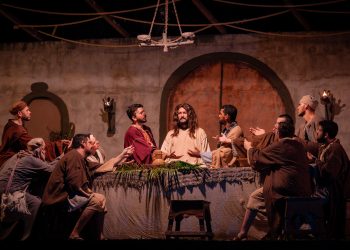 Paixão de Cristo de Quixeré é aberta nesta quinta-feira (2) com uma apresentação social adaptada