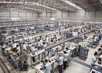 PIB industrial cearense supera média nacional e fecha 2025 em alta