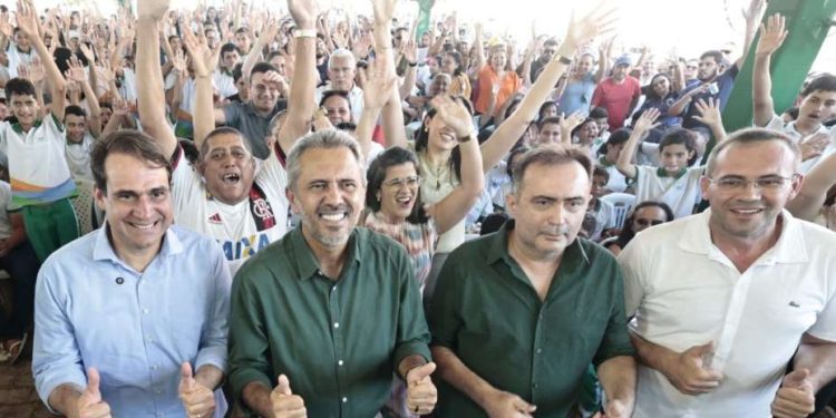 São João do Jaguaribe ganha areninha e Centro de Educação Infantil