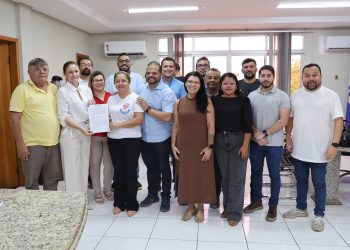 APA de Limoeiro do Norte firma convênio com SAAE para receber doações na conta de água